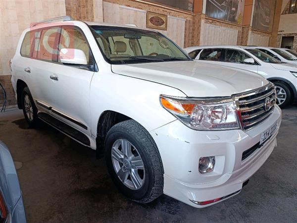 Toyota for sale in Iraq